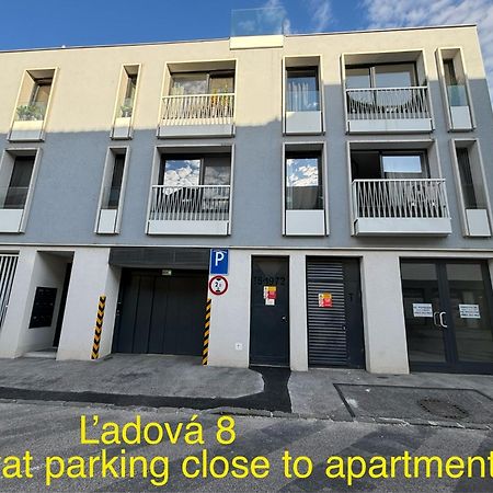 New Apartment 6 - Self Check In, Free Parking Братислава Экстерьер фото